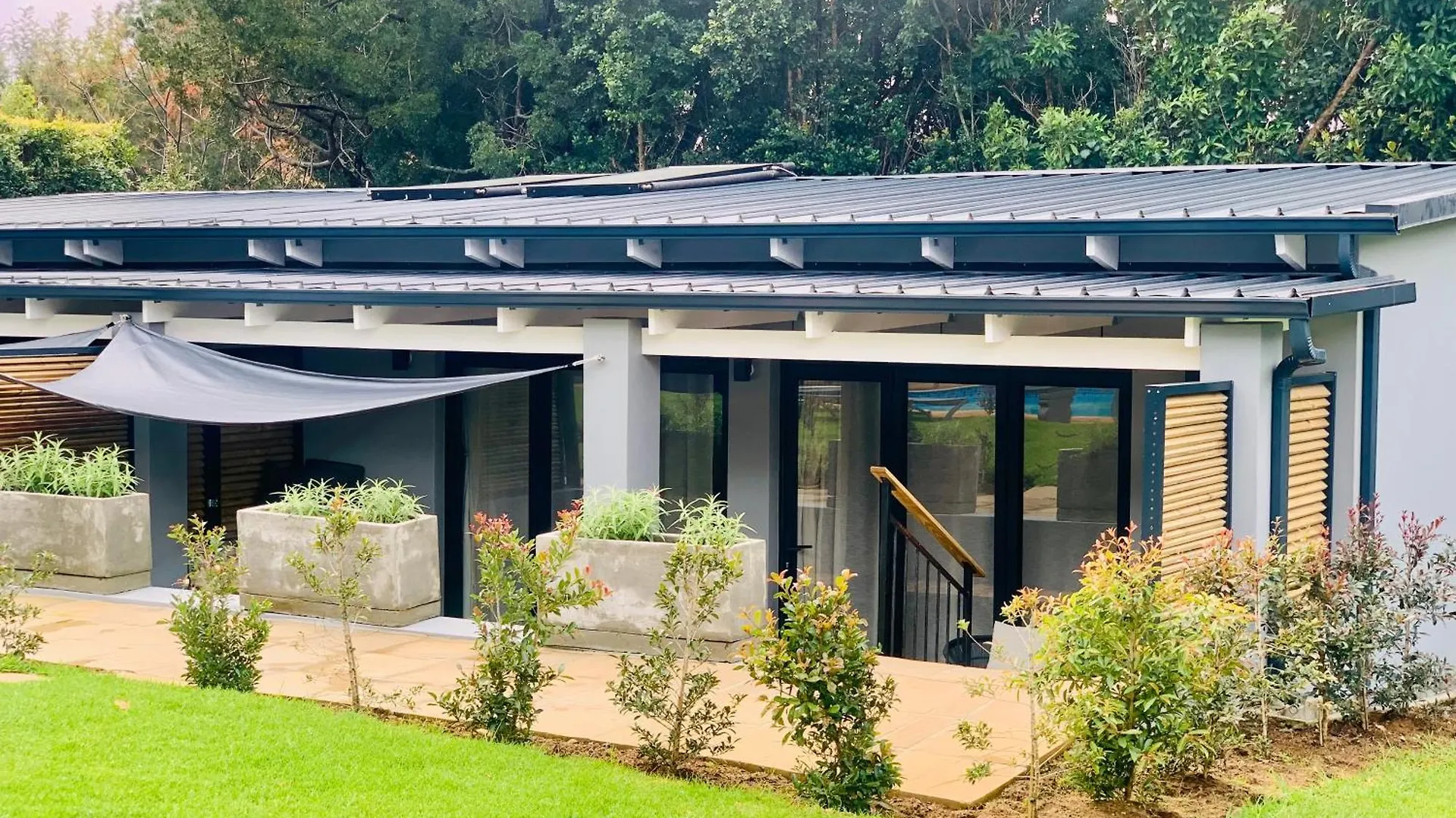 Constantia Winelands Lodge